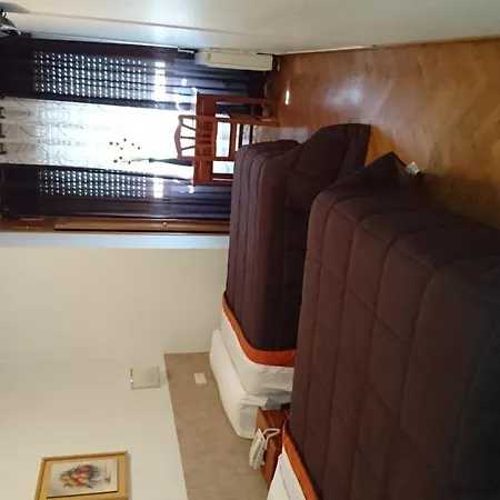 Santa Clara Pensión *